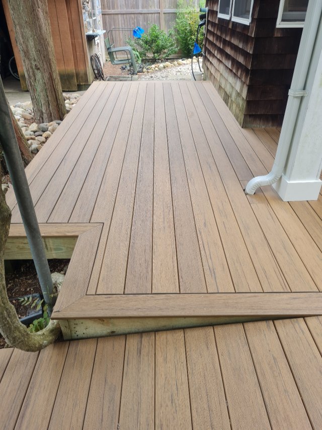 image-1012931-deck-aab32.w640.jpg